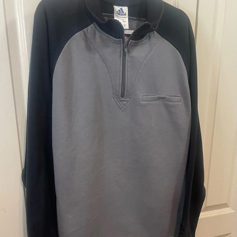 Adidas 1/4 Zip pullover sweatshirt